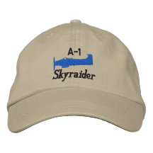 A-1 Skyraider (nur helle Farbe) Bestickte Kappen