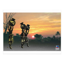 Afrikanische Mädchen mit Calabashes bei dusk.jpg Postkarte