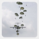 Armee-Soldaten springen von Wechselstrom - 17 Glob Aufkleber