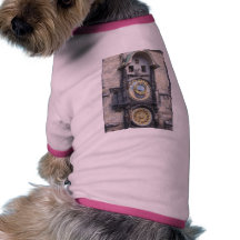 Astronomische Uhr Prags im alten Rathausplatz Hund Tshirt