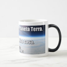 Becher hilft von dem Planeten Erde aufpassen Teetasse