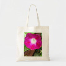 Bild-perfekte Blumen-Tasche