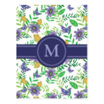 Blaue und lila Blumen mit Schmetterlingen Postkarte