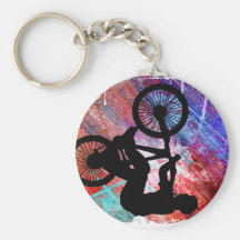 BMX auf rostigem Schmutz Schlüsselband