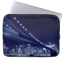 Brooklyn-Brücke und Manhattan-Skyline Computer Sleeve Schutzhüllen