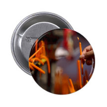 Buddhistisches Gebets-Kerzen-Beleuchtungs-Ritual a Button