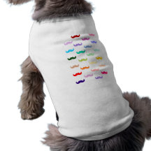 Buntes Regenbogen-Schnurrbartmuster auf Schwarzem Haustier T-shirt