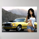 Catherine mit Muskel-Auto Plakatdrucke