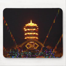 chinesische Pagode an der Nachtmausunterlage Mousepads