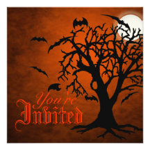 Das Kühlen gehen orange Mond-Halloween-Einladung b