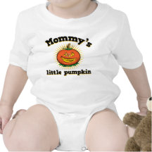 Der wenige Kürbis der Mama Tshirt
