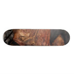 Die Steaks, die Grill grillen, grillt Fleisch Bedrucktes Skateboard