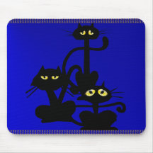 Drei schwarze Katzen Mousepad