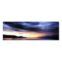 Dunkelblauer Himmel Bookmarm Wolken des Sees Visitenkarte