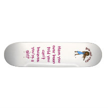 Dunkle Frau, die Violine spielt Individuelle Skatedecks