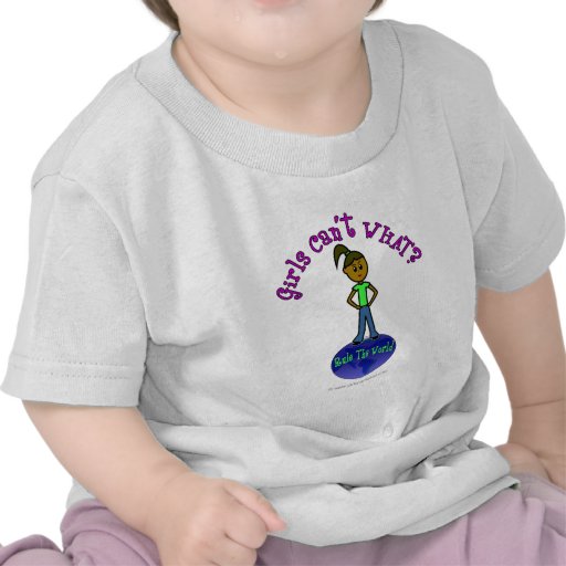 Dunkle Mädchen ordnen die Welt an T-shirts