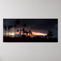 Dunkler panoramischer tropischer Sonnenaufgang Posterdruck