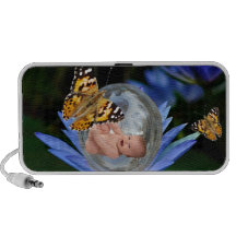 Eine niedliche Babylilien-Schmetterlingsblase Reise Speaker