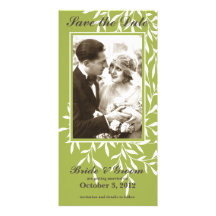 Einfache elegante Save the Date Foto-Karte (Grün) Foto Karten Vorlage