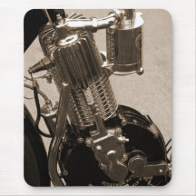 Einkolbenmousepad durch Dana Tyrrell