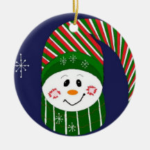 Eisig in gestreiftem Hut und in Schal Ornament