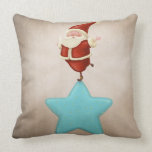 Equilibrist Weihnachtsmann Zierkissen