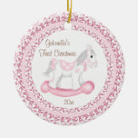 Erste Verzierung des Schaukelpferd-Mädchen-Babys W Ornament
