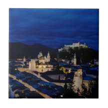 Festung Hohensalzburg Schloss an der Dämmerung Öst Kacheln