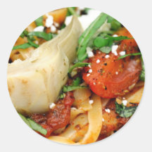 Fettuccini mit gebratener Tomate und Basilikum Runder Aufkleber