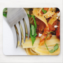 Fettuccini mit gebratener Tomate und Basilikum Mousepads