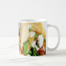 Fettuccini mit gebratener Tomate und Basilikum Kaffee Tasse