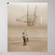 Fliegendes Segelflugzeug 1902 als Drachen Posterdrucke
