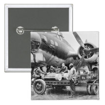 Flugzeug WW2 und Crew: Vierzigerjahre Anstecknadelbutton