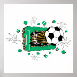 Fußball, der durch Feld bricht Posterdrucke
