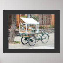 Gebäck-Wagen mit Grenze Plakate