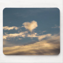Geformte Wolke des Herzens Mauspads