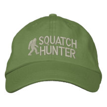 Gegangener Squatchin - Squatch Jäger Bestickte Kappe
