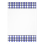 Gingham-Karo. Blau, grau, weiß. Foto-Schablone Individuelle Einladungskarte