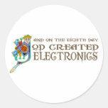 Gott schuf Elektronik Runde Aufkleber