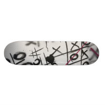 Graffiti Tic Tac Zehe Bedrucktes Skateboard
