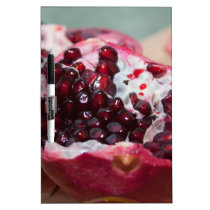 Granatapfelfruchtmakrofoto-Samenrot memoboards
