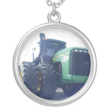 Große grüne Traktor-Halskette