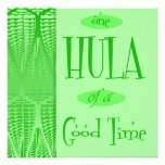 Grünes Retro Luau Hula eine der guten Zeit-Einladu