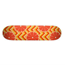 Helle Sommer-Pampelmuse auf dem orange Gelb Zickza Personalisiertes Skateboarddeck