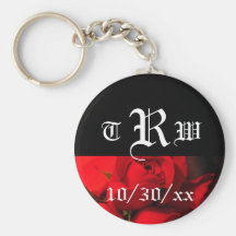 "Hochroter Rosen-Blumenstrauß" mit Monogramm und D Schlüsselbänder