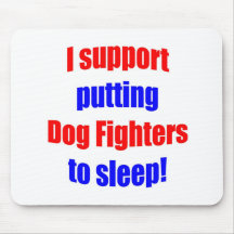 Hundekämpfer gesetzt, um zu schlafen mousepads