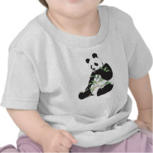 Hungriger Panda T-shirts