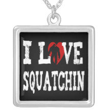 I *LOVE* Squatchin!! Personalisierte Halskette