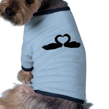 Ikone mit zwei schwarzen Schwänen Hunde-t-shirt