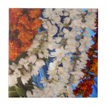 Indische Blumen-Girlanden Fliesen
